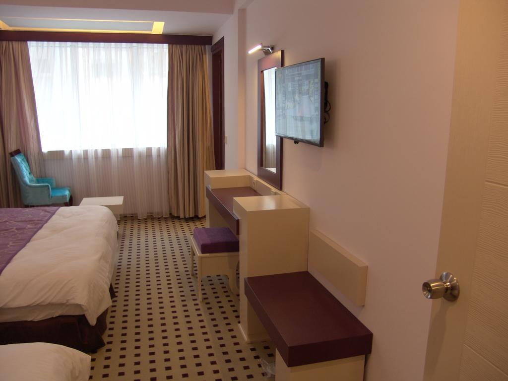 Izan Hotel İzmir Kamer foto