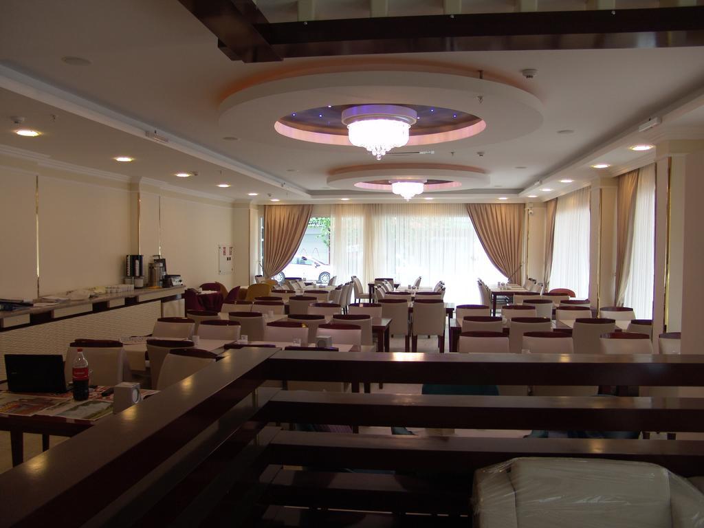 Izan Hotel İzmir Buitenkant foto